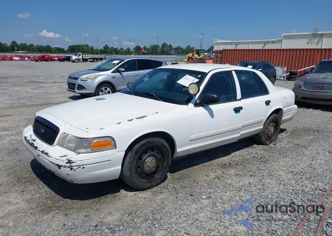 2011 Ford Crown Victoria Police Interceptor z USA, uszkodzony, nr VIN 2FABP7BV8BX113890